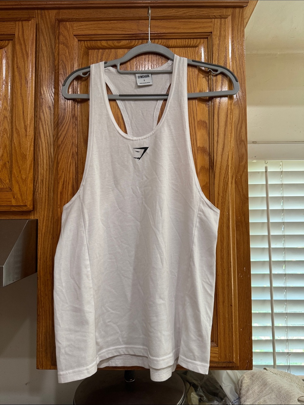 MEN’s Gymshark Off-White Athletic Tank Top with Logo Tag size SMALL (36-38)